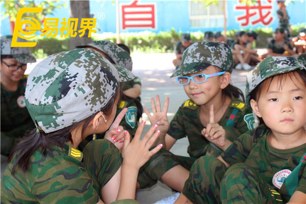 小朋友們開(kāi)心應(yīng)對(duì)每天的挑戰(zhàn)，加油！