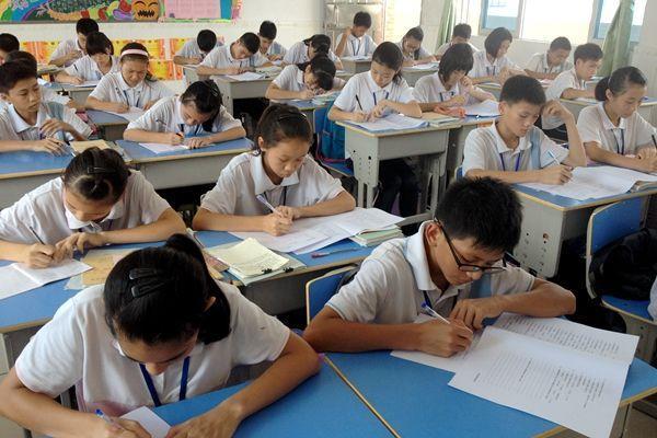 孩子近視教室座位往前坐可以嗎？